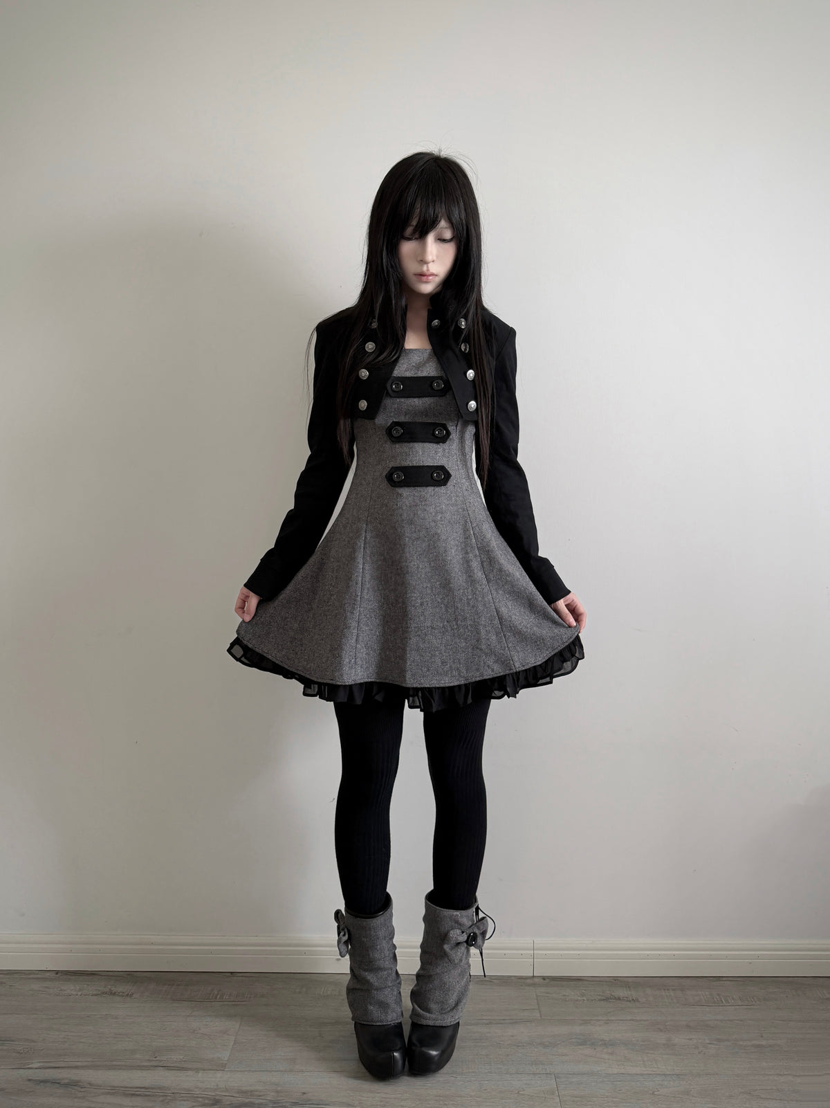 Lace Gray｜Stand‑Collar Dark‑Aesthetic Double‑Breasted Twill Cropped Jacket