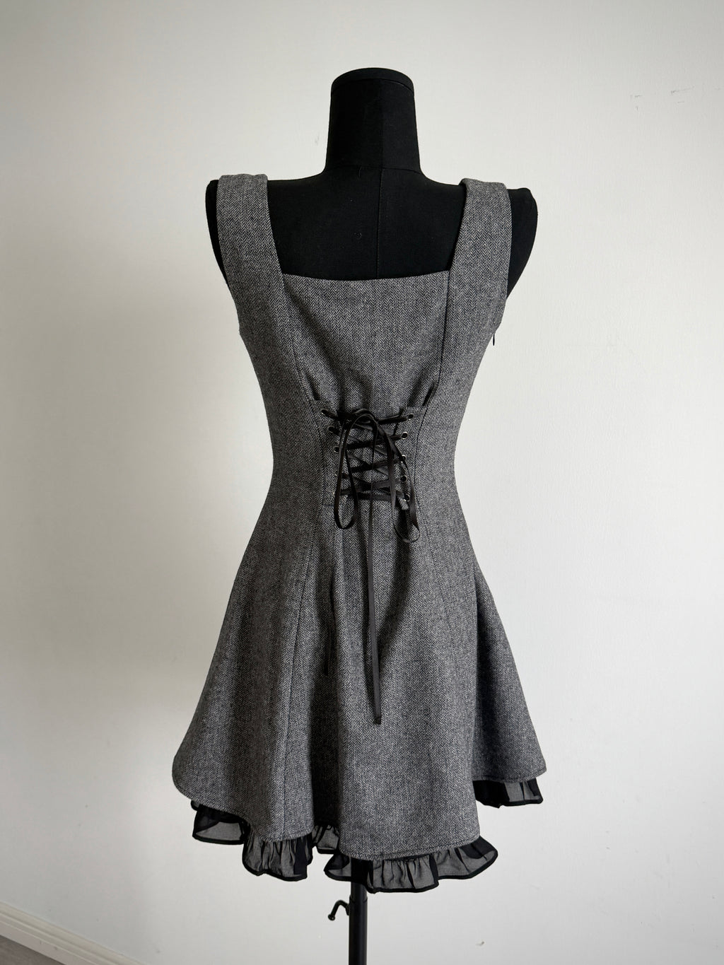 Lace Gray|Limited‑run Retro‑Inspired Long Pinafore Dress, Wool‑Blend with Strap‑Loops & Double‑Breasted Buttons