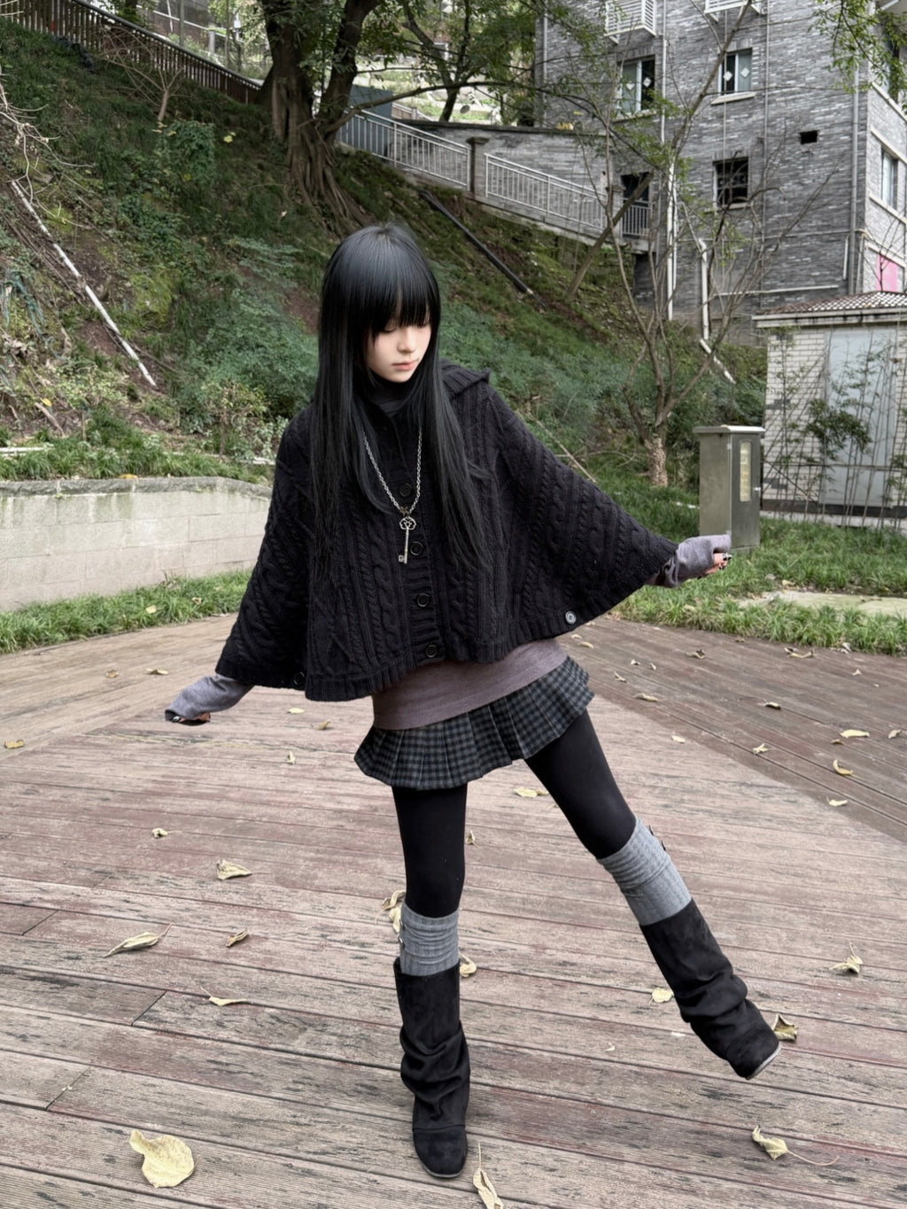 Lace Gray｜Vintage vibe Knit Hooded poncho Batwing Loose