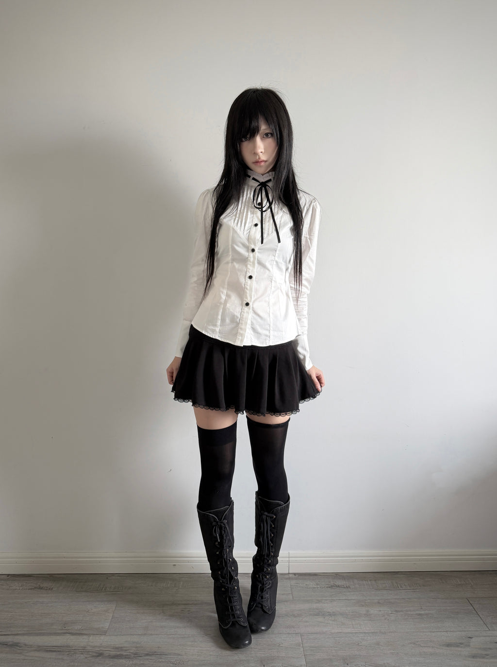 Lace Gray | Accordion‑Pleated Tie Stand‑Collar Cotton Blouse Fitted Waist